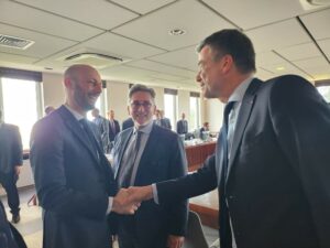 Procivis-s-engage-pour-loger-les-agents-publics-1-credit-Procivis-1-300x225